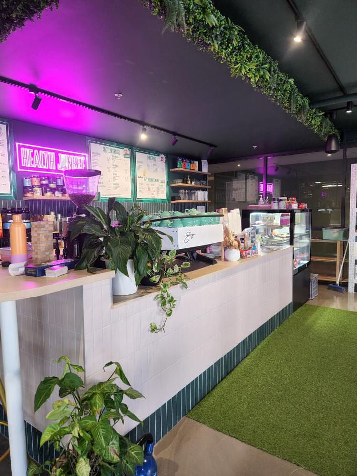 Discover the Best Smoothie Bar and Coffee Spot in Bli Bli: Health Junkee